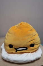 蛋黃哥巨大公仔