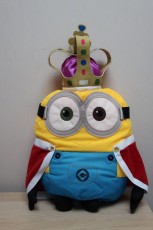 Minions 迷你兵團巨大皇太子造型毛公仔